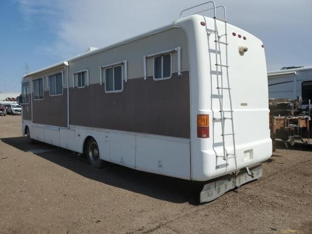 2002 Workhorse Custom Chassis Motorhome Chassis W22