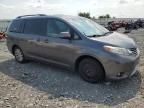 2014 Toyota Sienna XLE