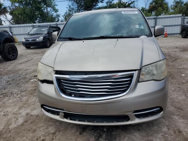 2013 Chrysler Town & Country Touring