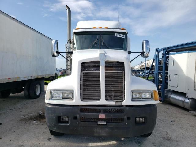 1995 Kenworth Construction T600