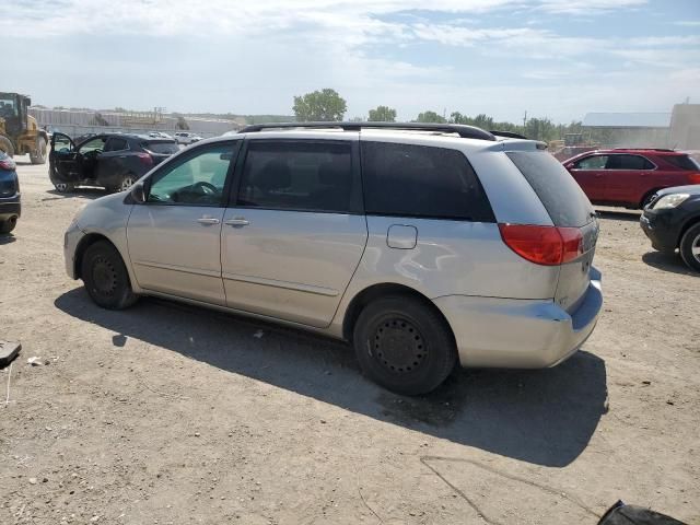 2009 Toyota Sienna CE