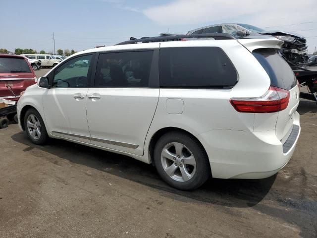 2015 Toyota Sienna XLE