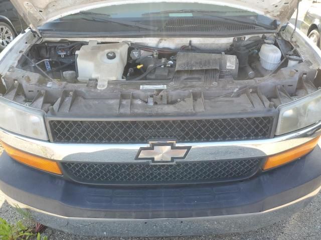 2004 Four Winds 2004 Chevrolet Express G3500