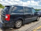 2014 Chrysler Town & Country Touring L