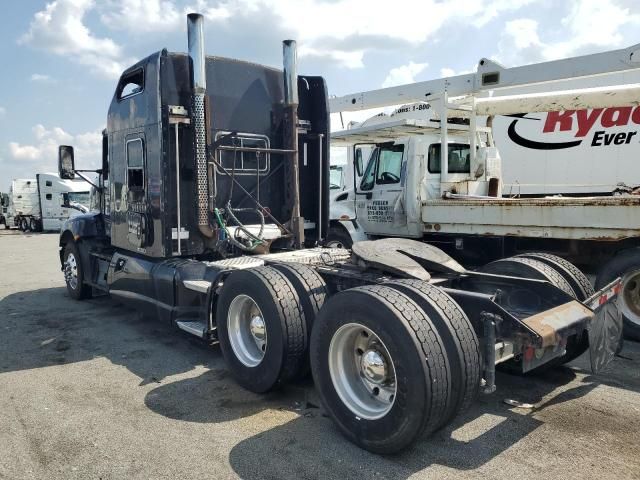 2011 Kenworth Construction T660