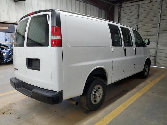 2017 Chevrolet Express G2500