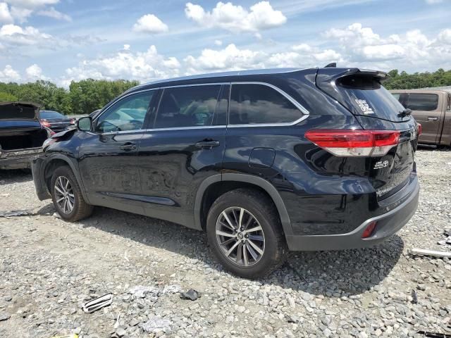 2019 Toyota Highlander SE