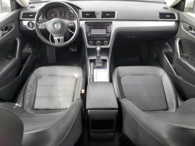 2012 Volkswagen Passat SE