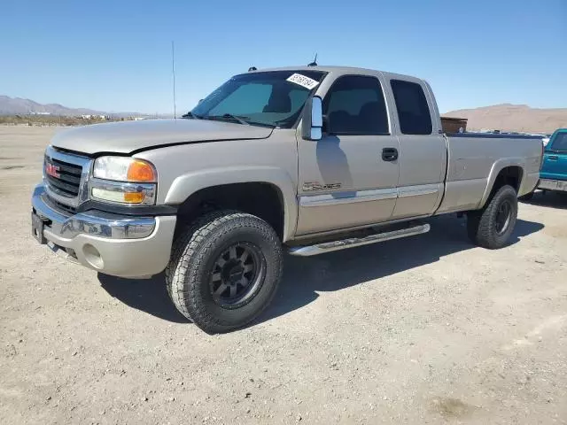 2005 GMC Sierra K2500 Heavy Duty