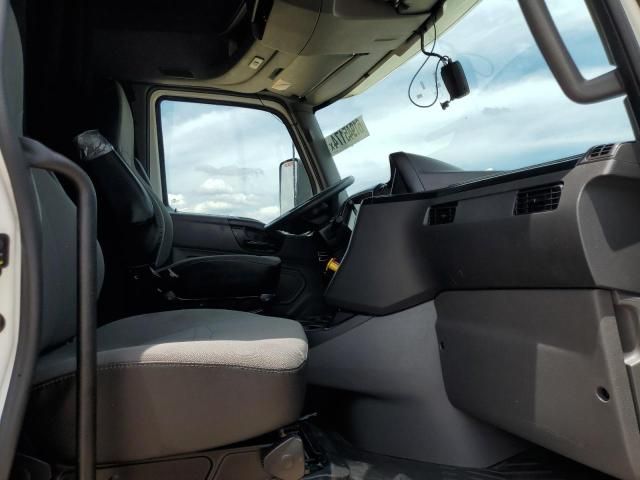 2019 International LT625