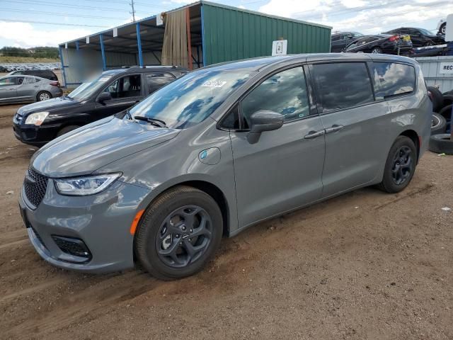 2022 Chrysler Pacifica Hybrid Touring L