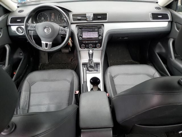 2013 Volkswagen Passat SE