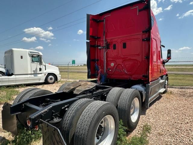 2014 Freightliner Cascadia 125