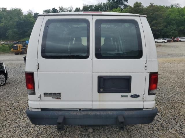 2013 Ford Econoline E250 Van