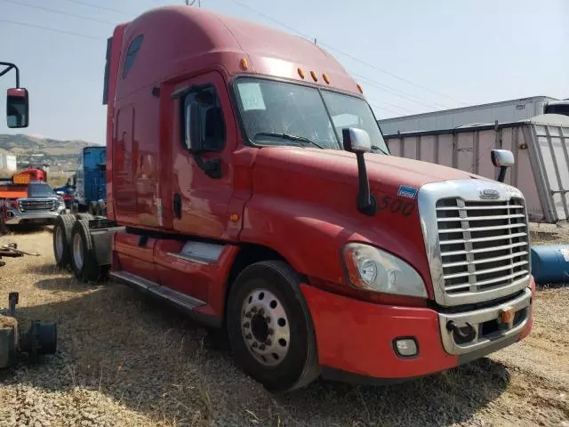 2012 Freightliner Cascadia 125