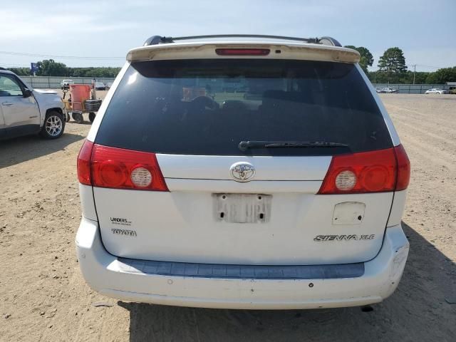 2006 Toyota Sienna XLE