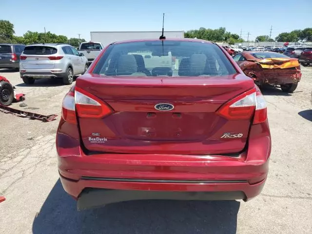 2015 Ford Fiesta SE