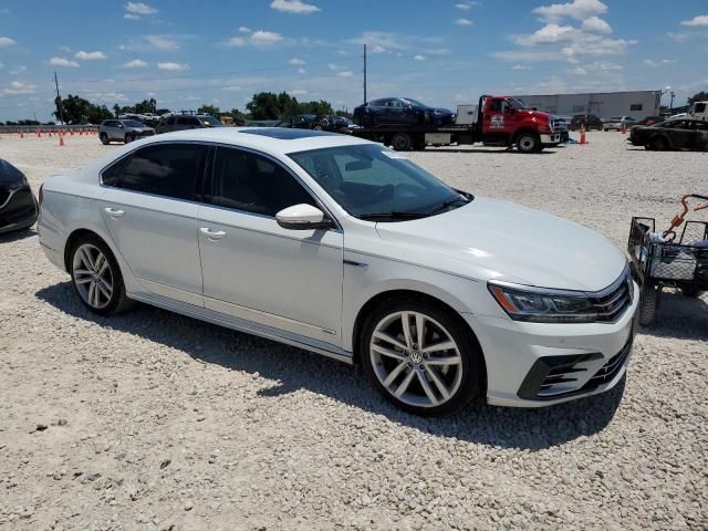 2019 Volkswagen Passat SE R-Line