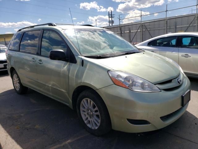 2008 Toyota Sienna LE