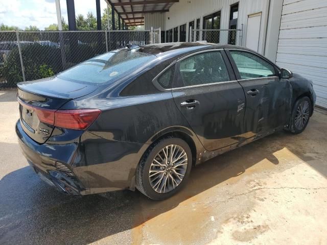 2022 KIA Forte GT Line