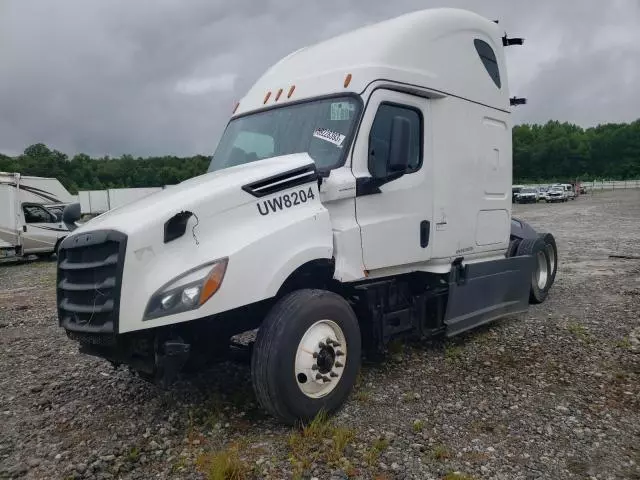 2024 Freightliner Cascadia 126