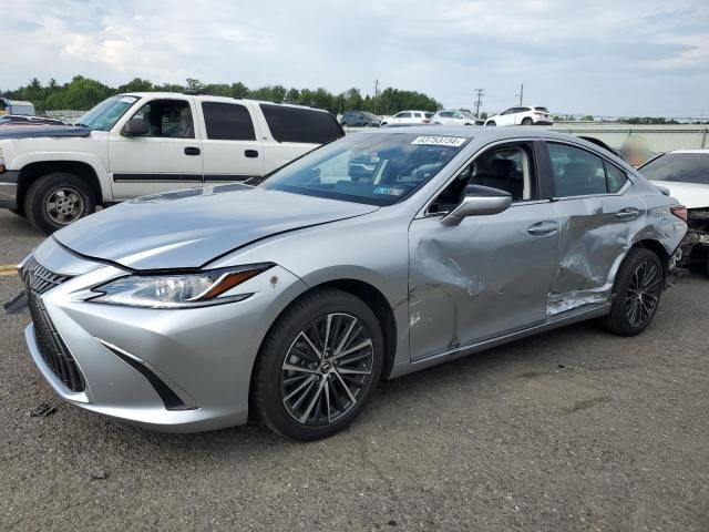 2022 Lexus ES 250 Base