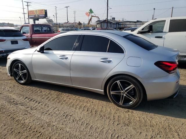 2019 Mercedes-Benz A 220