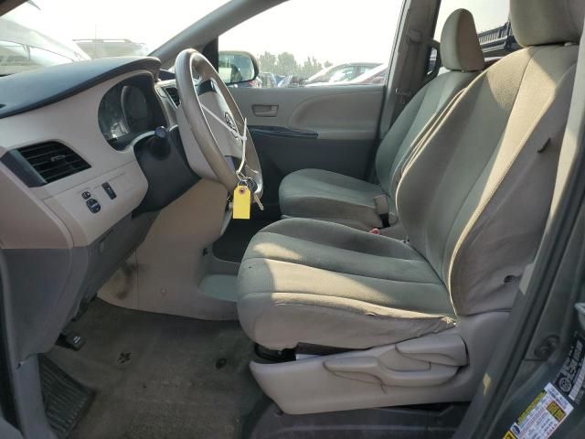 2013 Toyota Sienna