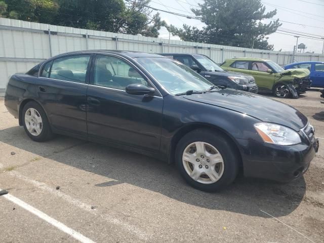 2003 Nissan Altima Base