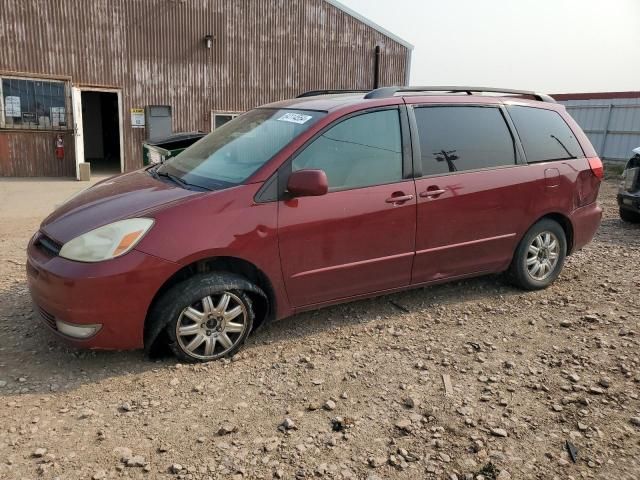 2005 Toyota Sienna XLE