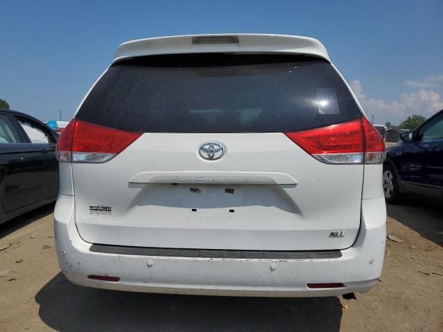 2014 Toyota Sienna XLE