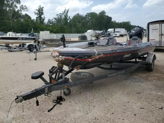 2019 Land Rover Bass Boat