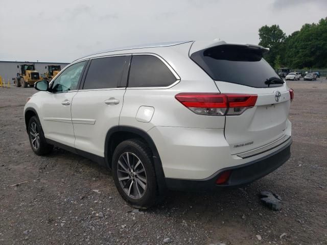 2019 Toyota Highlander SE