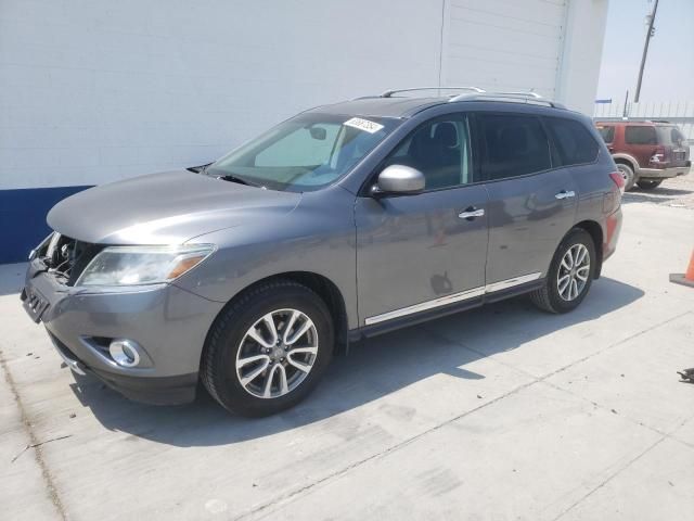 2016 Nissan Pathfinder S