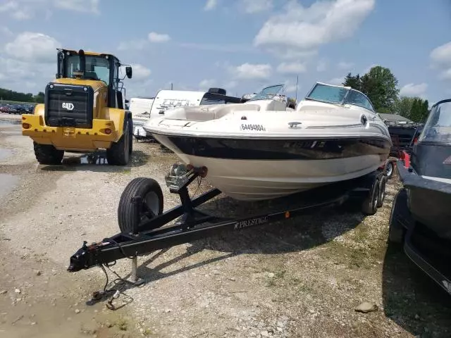 2002 Sea Ray 240 Sundan