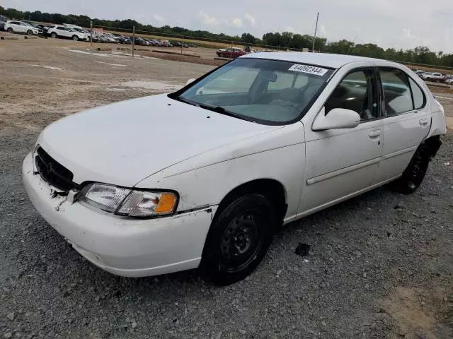 1999 Nissan Altima XE