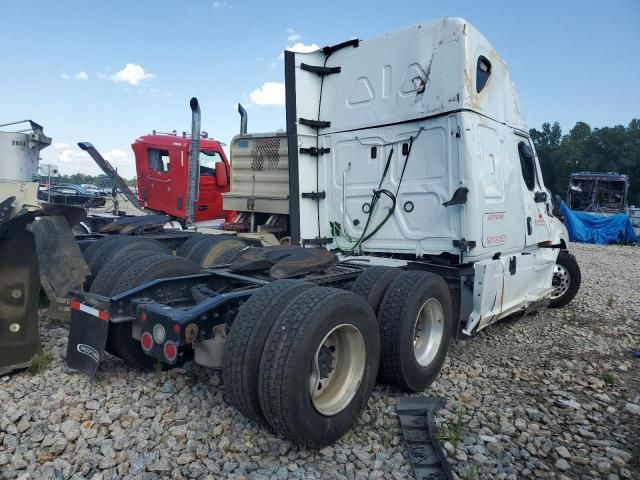 2022 Freightliner Cascadia 126