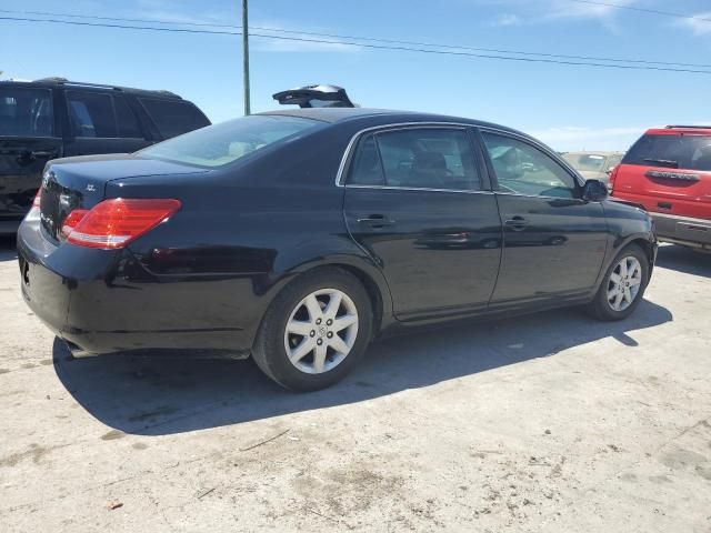 2007 Toyota Avalon XL