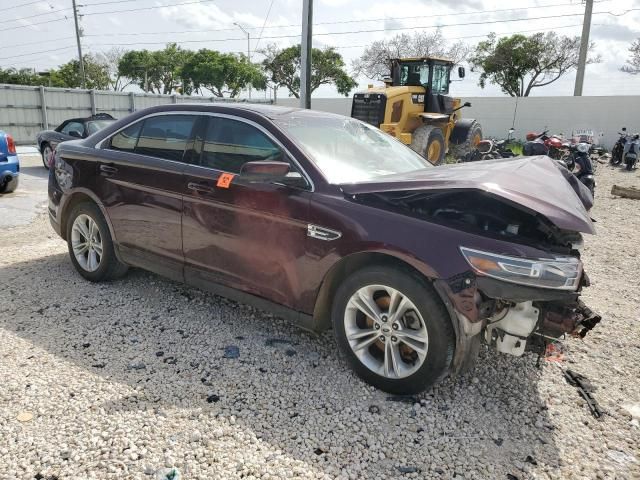 2018 Ford Taurus SEL