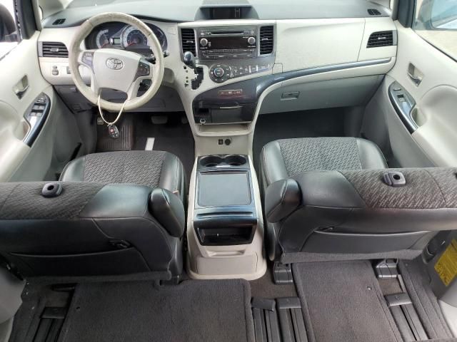 2013 Toyota Sienna Sport