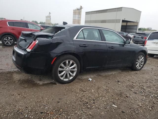 2018 Chrysler 300 Touring