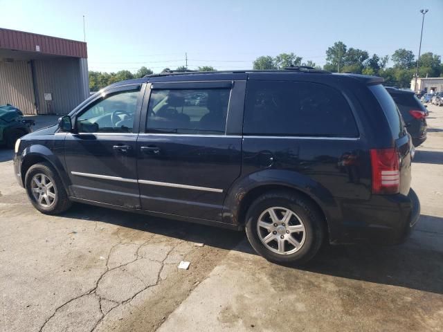 2010 Chrysler Town & Country Touring Plus