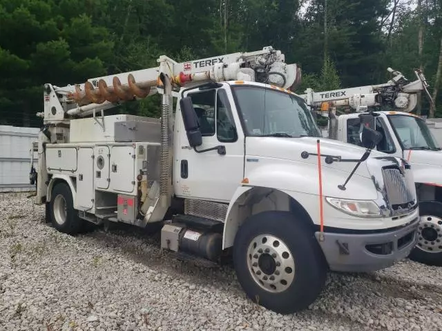 2011 International 4000 4400