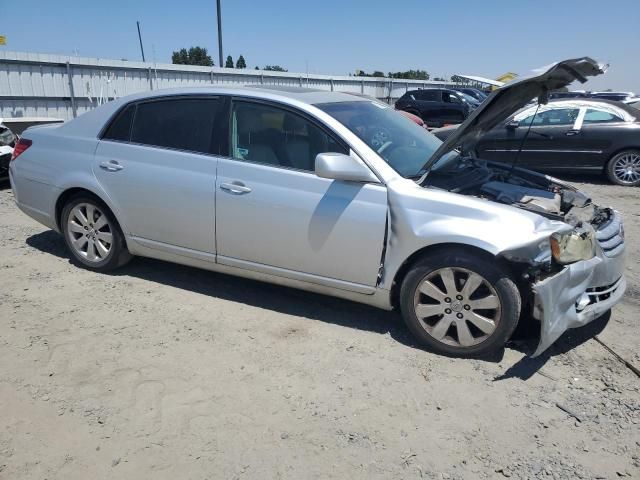 2005 Toyota Avalon XL