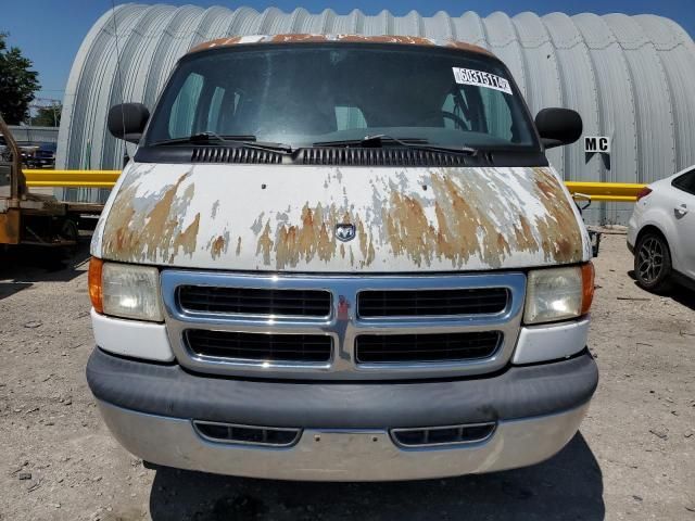 2000 Dodge RAM Wagon B2500