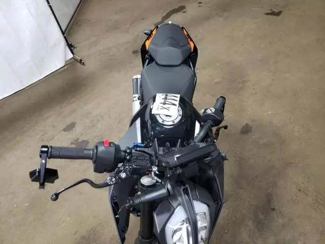 2023 KTM 390 Duke