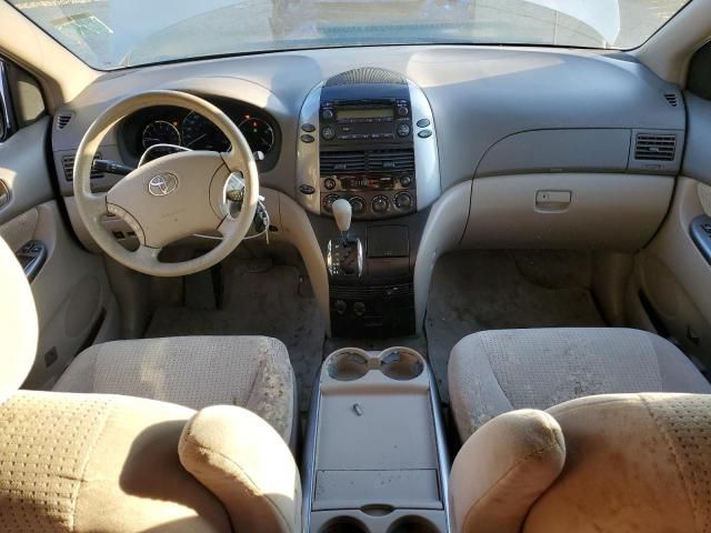 2007 Toyota Sienna CE