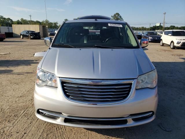 2011 Chrysler Town & Country Touring L