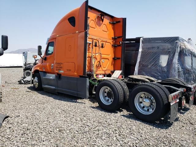 2014 Freightliner Cascadia 125