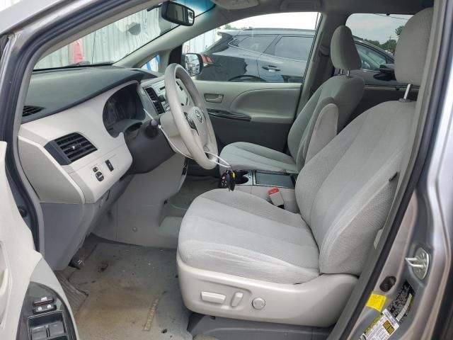 2011 Toyota Sienna LE